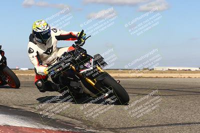 media/Nov-03-2024-TrackDaz (Sun) [[44580f4982]]/B Group/120pm (Grapevine)/